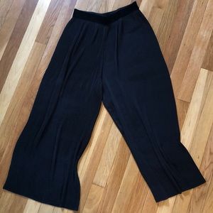 Zara Basic pleated culottes